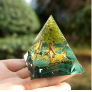 hochwertige Orgonit Pyramide ! verschiedene Ausführungen