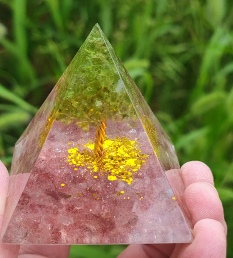 hochwertige Orgonit Pyramide ! verschiedene Ausführungen
