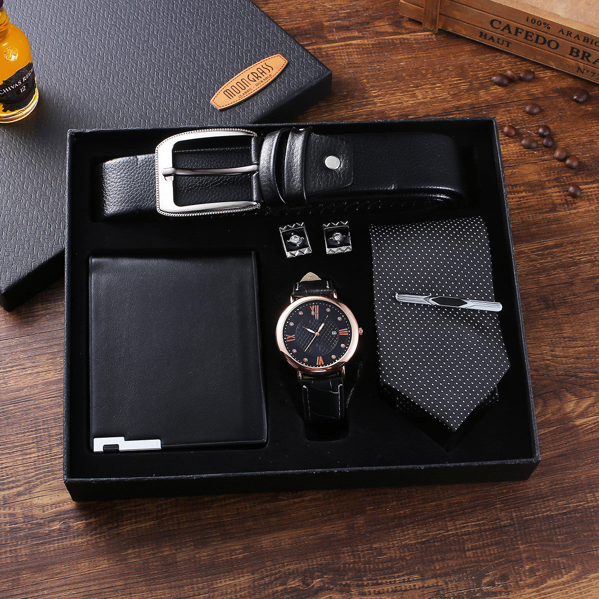 Fashion Boutique Geschenk-SET mit Krawatte und Gürtel für Herren in verschiedenen Designs